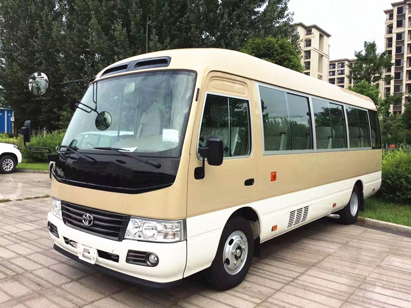 成都大巴租車