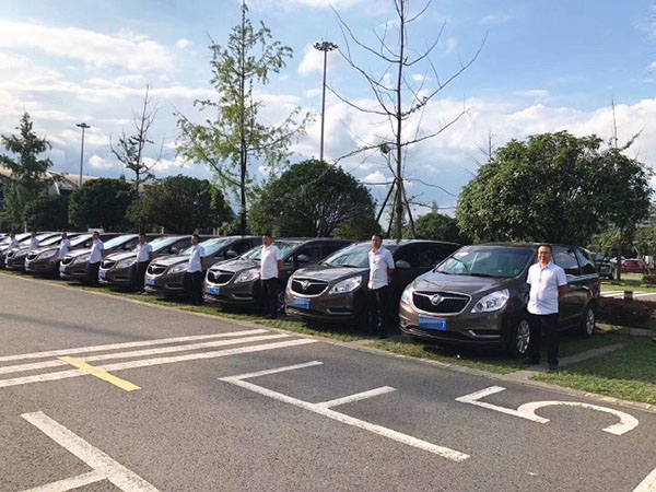 成都企業(yè)商務(wù)租車(chē)