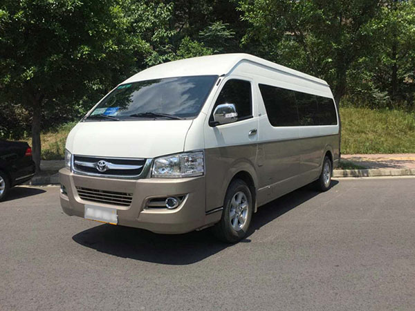 成都中巴車租賃